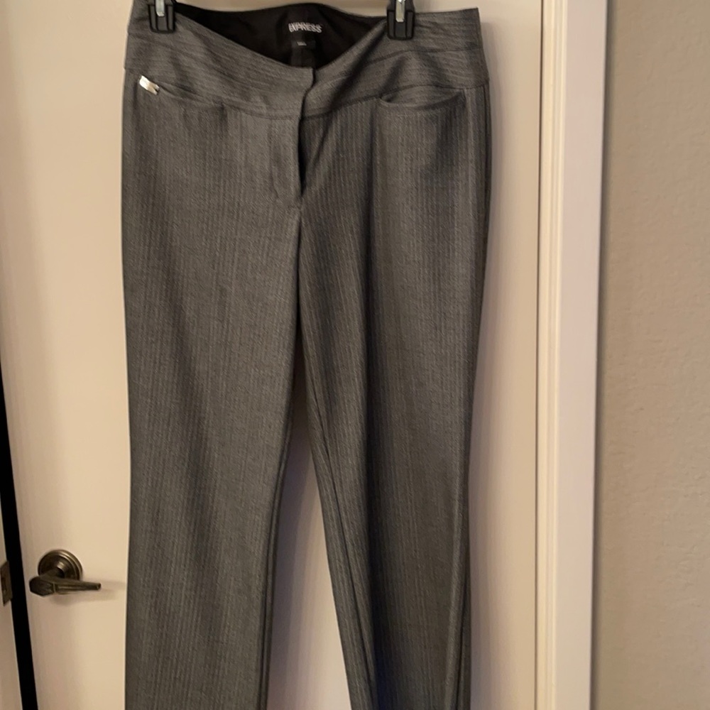 Price your price please New cropped capris express one of a kind